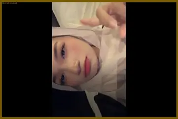 Riyani Cewek 18+ Jilbab Skandal Viral Colmek Dan Ngewe poster